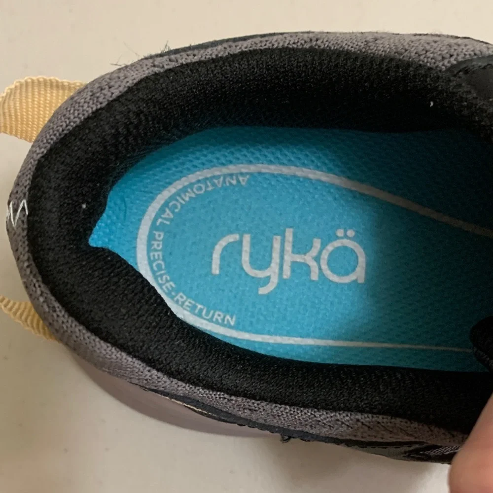 Ryka Taiga Trail Black Hiking Sneakers Shoes Women’s Size 7 Performance Rubber
